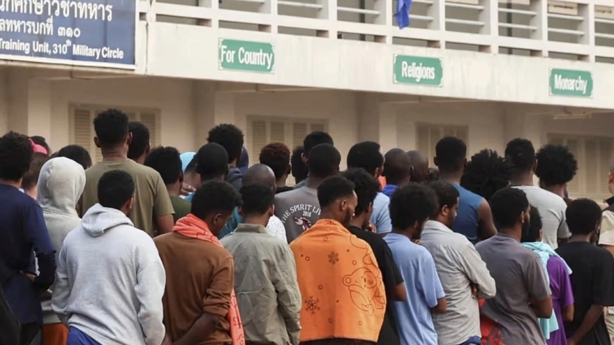 Philippines hồi hương 35 lao động từ Campuchia kịp đón năm mới