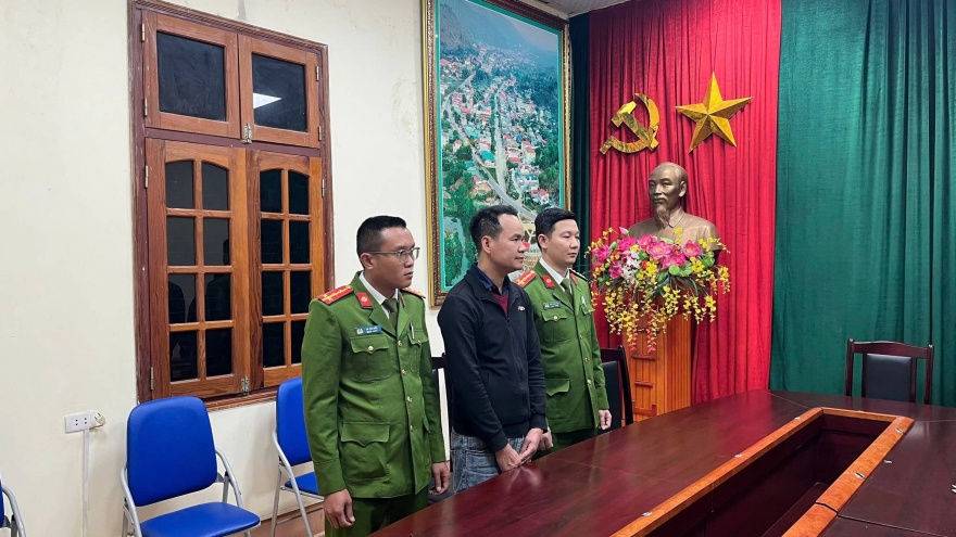 Tạm giữ khẩn cấp lái xe gây tai nạn làm 4 người thương vong trên Quốc lộ 6