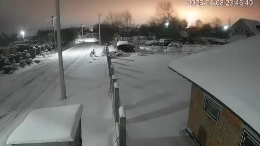 Nga vừa trút tên lửa đạn đạo siêu vượt âm Oreshnik xuống lãnh thổ Ukraine?