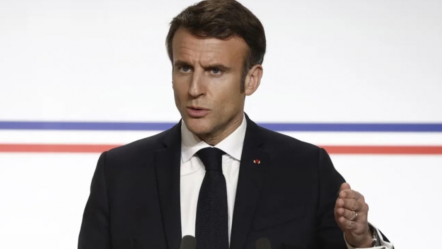 Pháp muốn ngăn Ukraine mua vũ khí Mỹ bằng khoản vay của EU