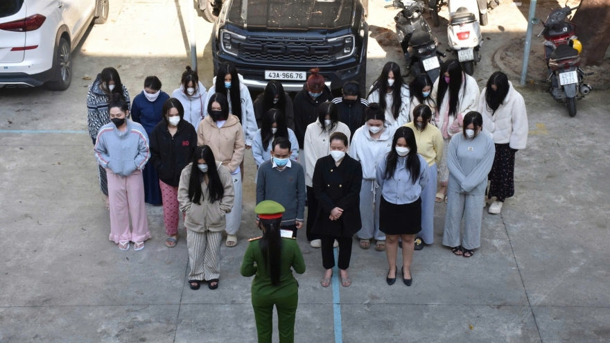 Công an Đà Nẵng triệt xóa 2 tụ điểm hoạt động mại dâm quy mô lớn