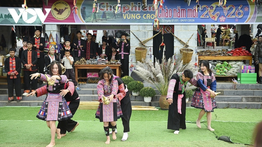 Highland market fair welcomes New Year in Hanoi