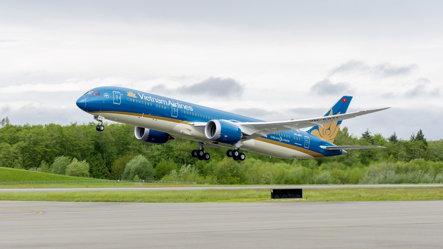 Vietnam Airlines tiếp tục tăng chuyến bay phục vụ Tết Nguyên đán 2026