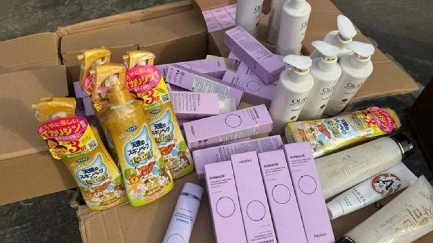 Vụ mỹ phẩm giả trên Shopee: Cục Thương mại điện tử yêu cầu hoàn tiền cho người mua