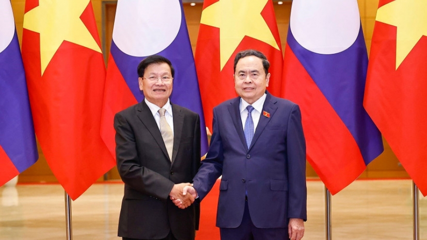 NA leader pledges expanding ties with Lao parliament to new areas