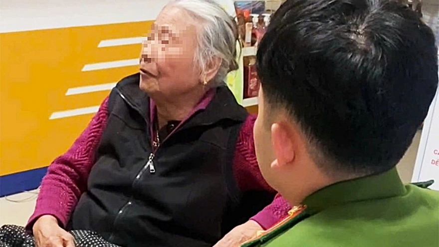 Bà cụ 79 tuổi suýt chuyển 300 triệu đồng để chứng minh không buôn ma tuý