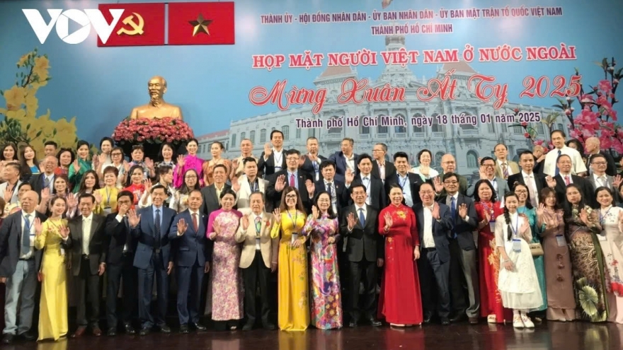 HCM City to welcome 1,000 Overseas Vietnamese for Tet reunion