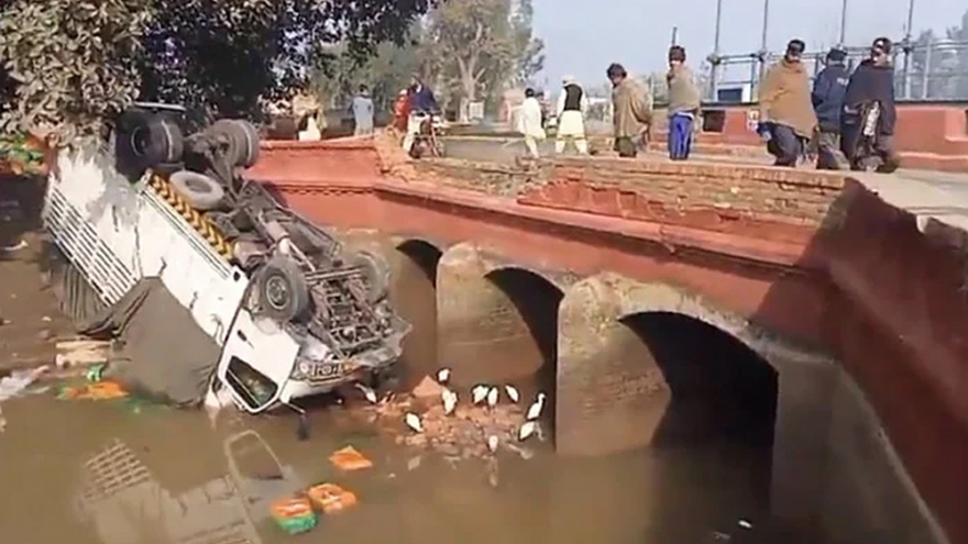 24 người chết trong hai vụ tai nạn giao thông liên tiếp tại Pakistan