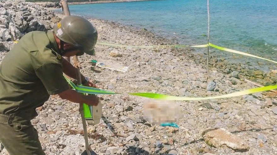 Phát hiện một đoạn chân nghi của nam giới, dạt vào khu vực bờ biển Khánh Hòa