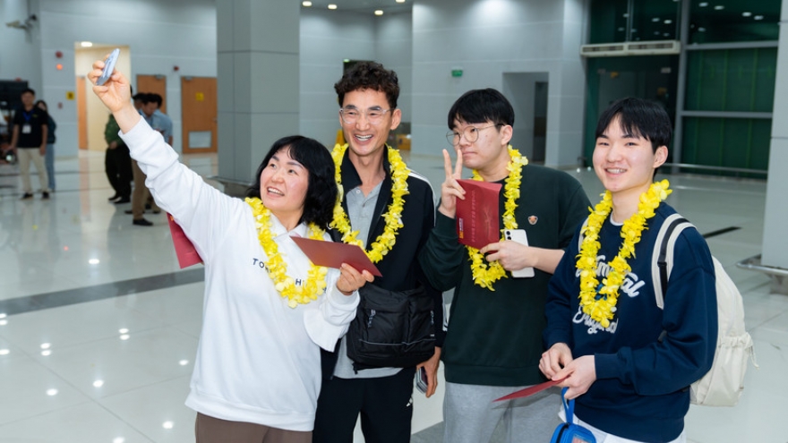 Phu Quoc Int’l Airport starts New Year with flight from RoK
