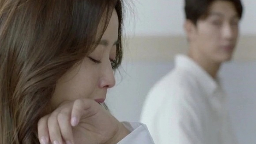 Người vợ phía sau người đàn ông: Lợi - hại thế nào?