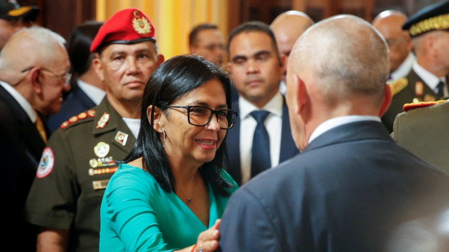 Venezuela: Quyền Tổng thống lâm thời nhậm chức, Quốc hội tái bổ nhiệm Chủ tịch