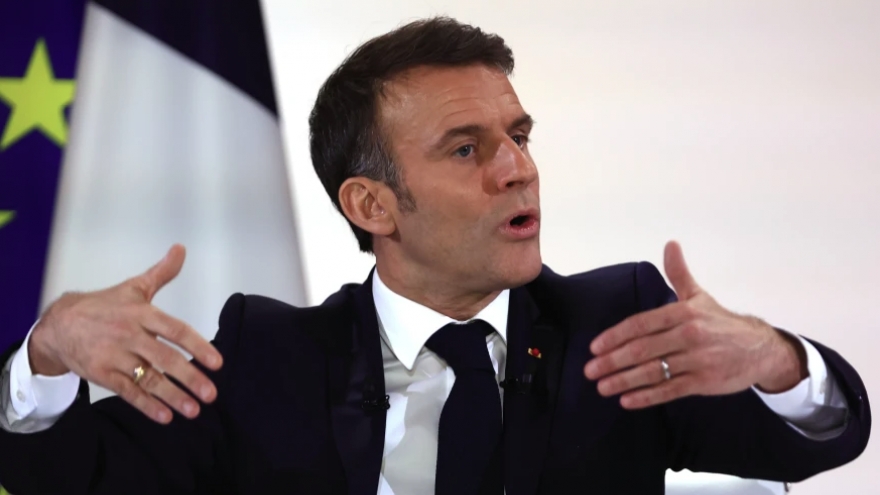 Tổng thống Pháp kêu gọi tăng cường năng lực quốc phòng tại Bắc Cực