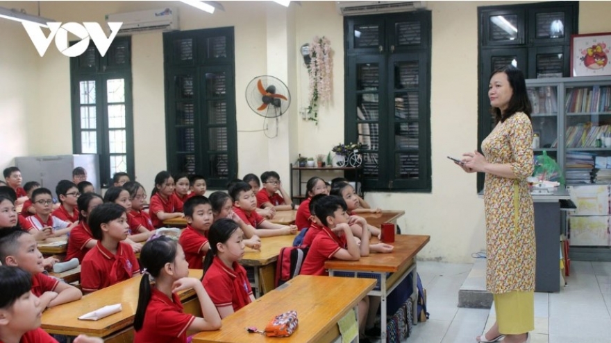 Quy định dạy thêm, học thêm: Bộc lộ nhiều lúng túng trong 11 tháng triển khai