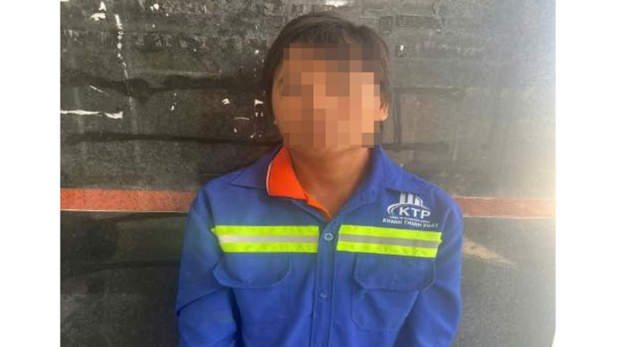 Bắt giữ cha dượng dùng dao chém con riêng của vợ ở Đồng Nai