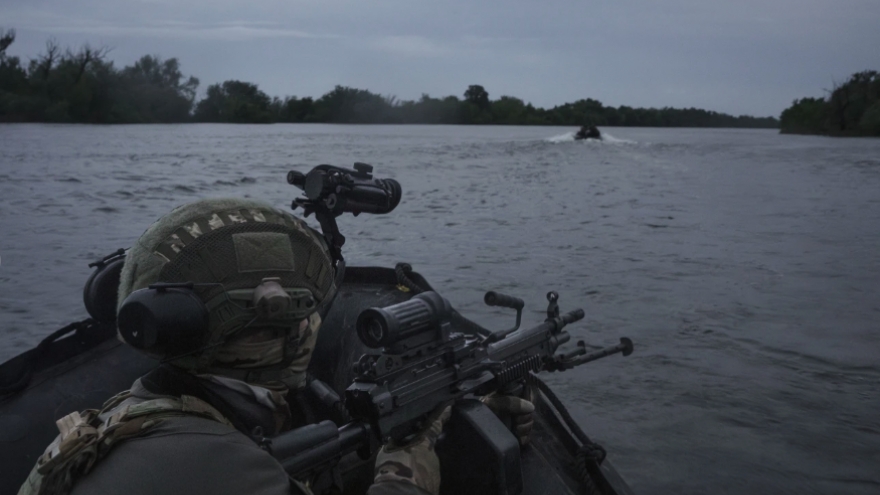 Sông Dnipro - mặt trận tác chiến đặc biệt nguy hiểm trong xung đột Nga-Ukraine