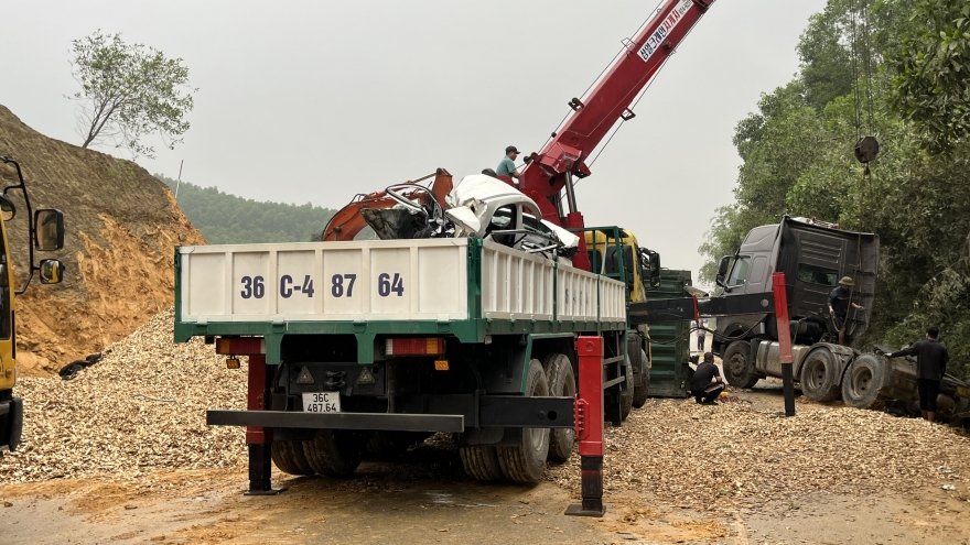 Tai nạn giao thông nghiêm trọng khiến 1 người tử vong, 1 người bị thương
