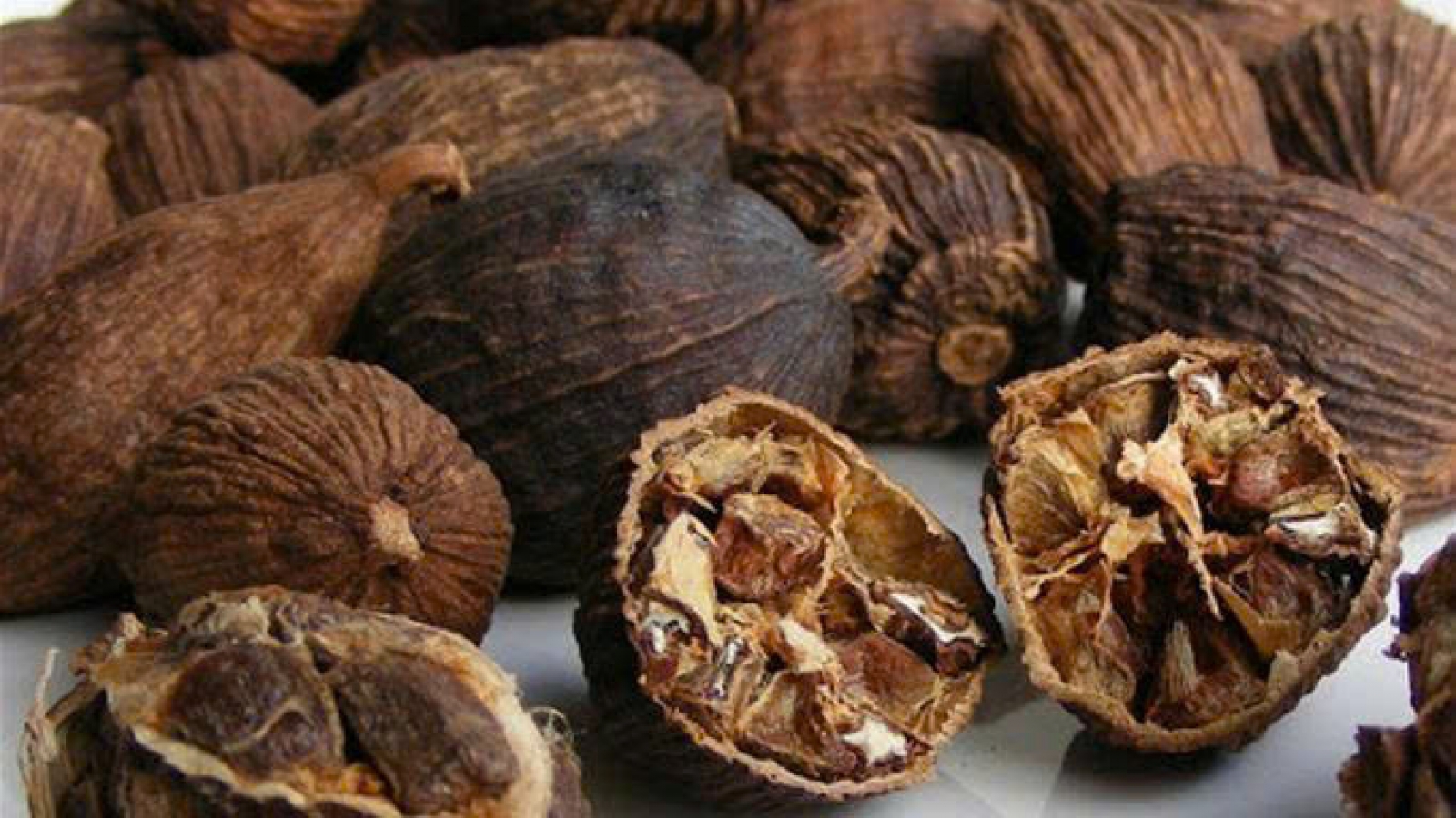 Thảo quả có gì đặc biệt mà vừa là gia vị, vừa là dược liệu?