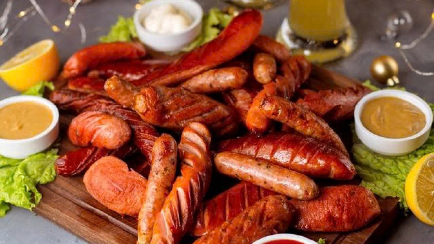 Những nhóm thực phẩm người cao tuổi nên hạn chế