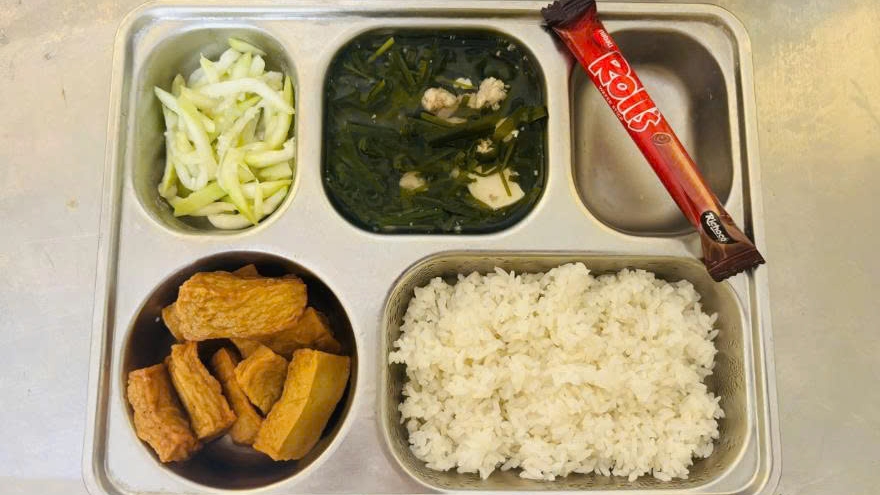 Sở GD-ĐT chỉ đạo khẩn, rà soát bữa ăn bán trú tại tất cả trường học ở TP.HCM