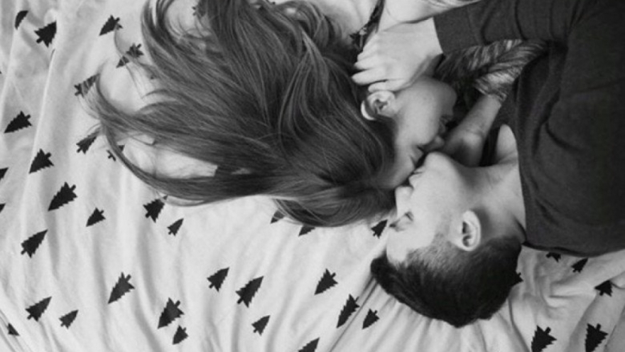 “Chuẩn mực” tình dục: Áp lực thầm lặng của người trẻ