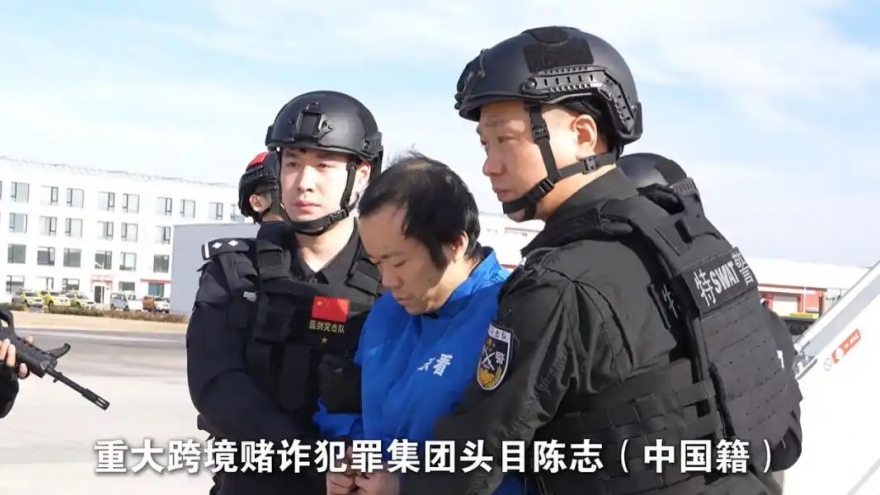 Trung Quốc công bố những hình ảnh đầu tiên về ông trùm Trần Chí