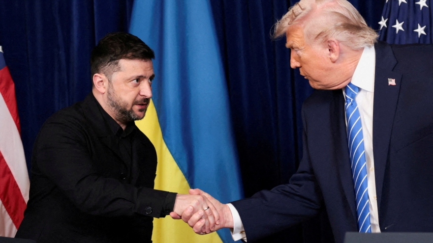 Ukraine lên tiếng sau khi ông Trump nói Kiev cản trở hòa bình