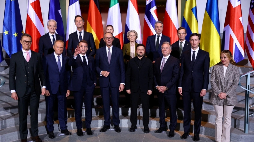 Các đồng minh Ukraine hé lộ kế hoạch trấn an Kiev nếu đạt được thỏa thuận với Nga