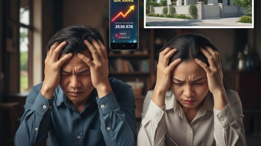 Vay vàng để xây nhà, vợ chồng trẻ "tái mặt" khi giá vàng tăng gấp đôi