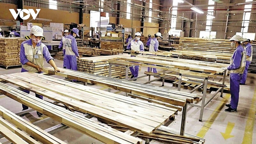 US postpones higher wood tariffs, giving relief to Vietnamese exporters
