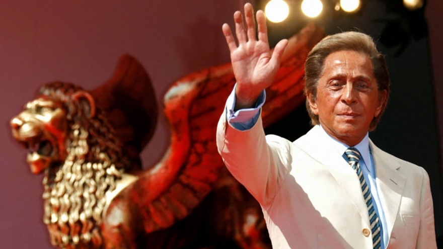 “Ông hoàng” thời trang cao cấp người Italia qua đời ở tuổi 93