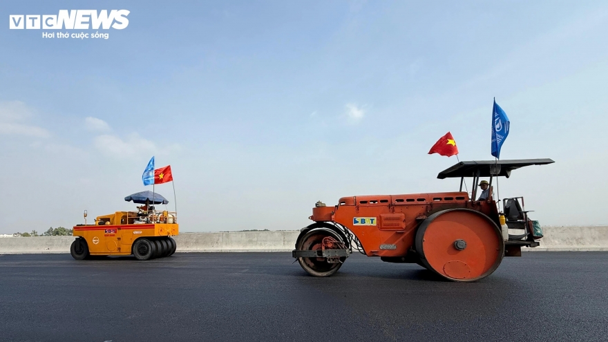 Tăng tốc thi công gần 15km Vành đai 3 trên cao xuyên đô thị TP.HCM