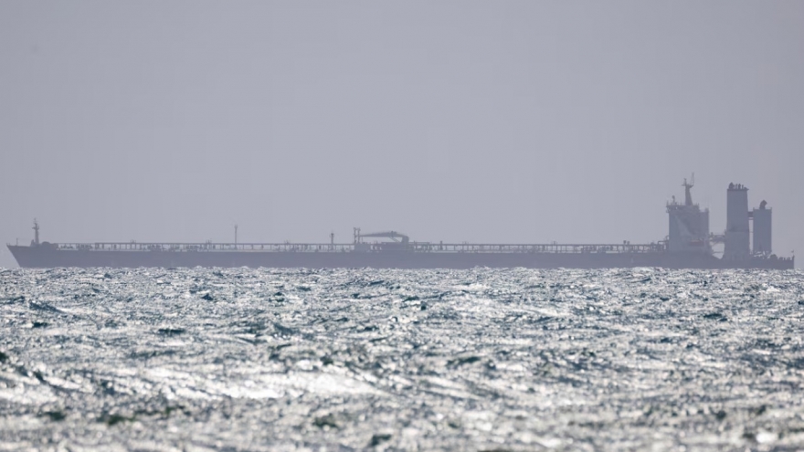 Reuters: Mỹ đang bàn giao tàu chở dầu bị tịch thu cho Venezuela