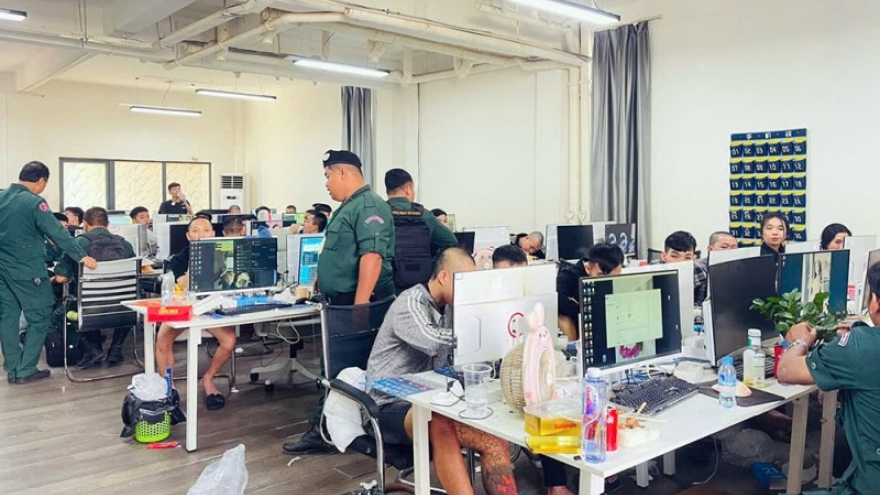 Vietnam dismantles US$12 mln Cambodia-based online fraud ring