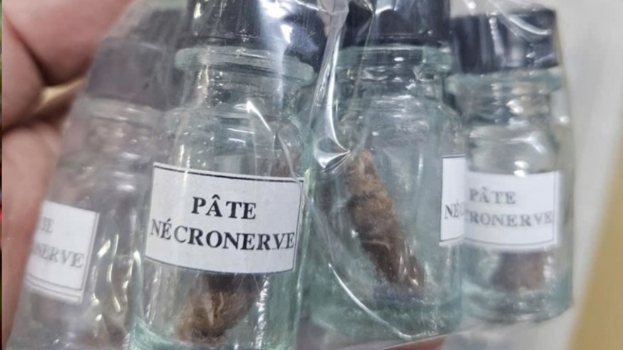 Vì sao thạch tín được khuyến cáo không sử dụng trong nha khoa hiện đại?