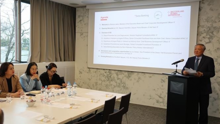 Deputy PM concludes working visit to Switzerland