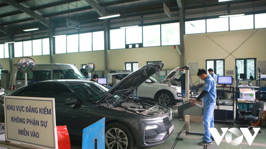 Có thể huy động 300 trung tâm đăng kiểm và đại lý xe máy kiểm tra khí thải