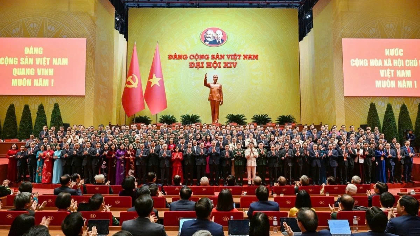 Truyền thông quốc tế đánh giá về định hướng phát triển của Việt Nam từ Đại hội XIV