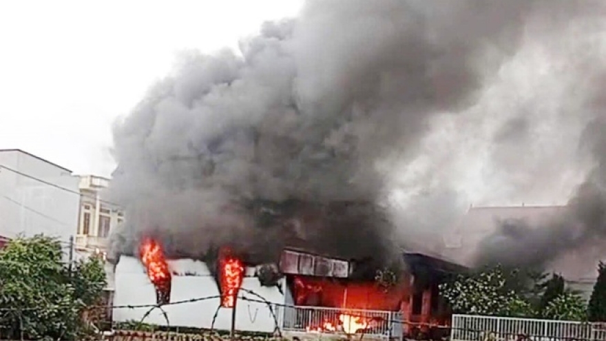 Cháy lớn tại nhà tình thương nuôi trẻ khuyết tật ở Bắc Ninh