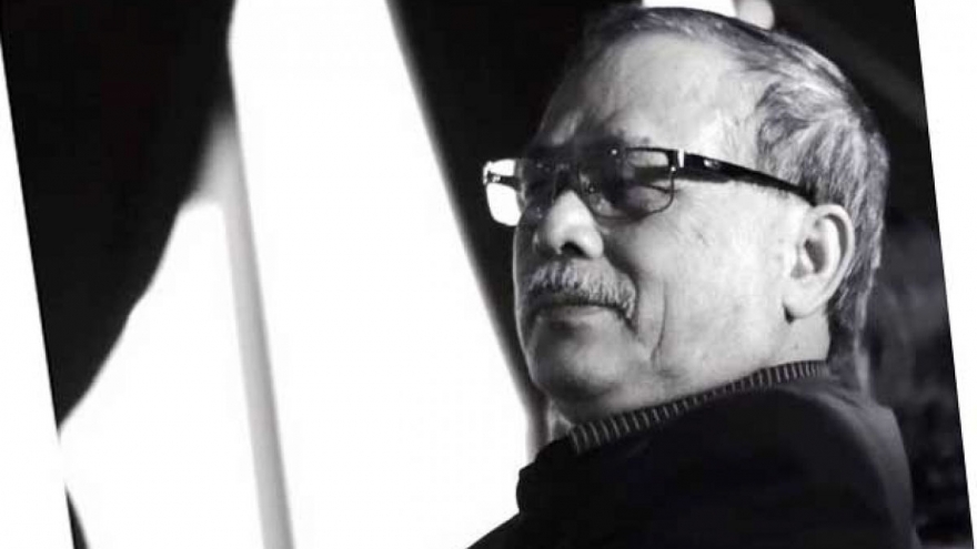 Uống rượu ngô men lá nhớ nhà thơ Y Phương