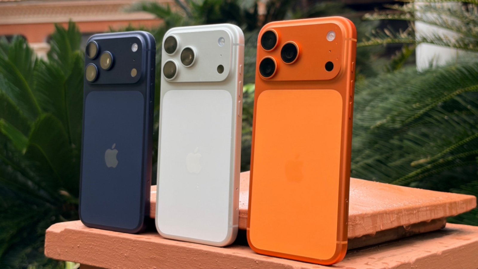 Apple đang lãi khủng vì chi phí pin iPhone cực rẻ, giá thay cực cao