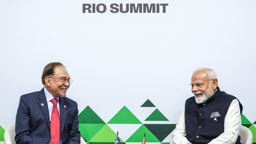 Ấn Độ muốn gia tăng hợp tác quốc phòng với Malaysia