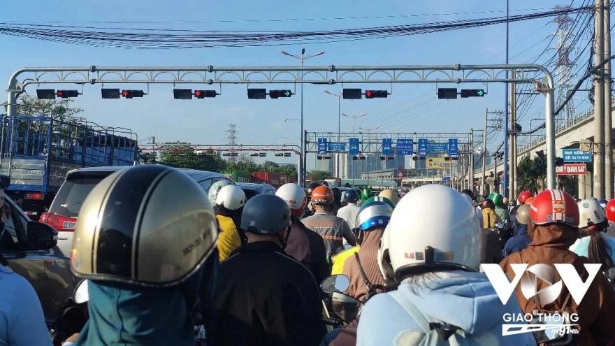 TP.HCM tổ chức phân luồng giao thông 4 hướng chính dịp cận Tết