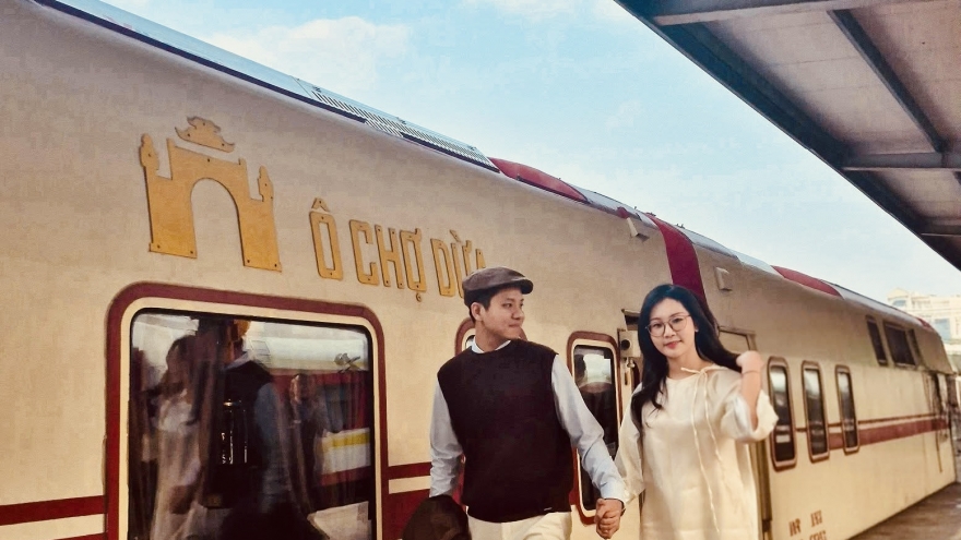 Du xuân bằng tàu hỏa: Khi di sản sống dậy trên hành trình Hà Nội – Kinh Bắc