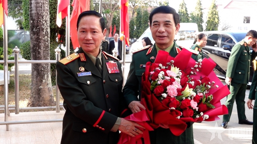 Đại tướng Phan Văn Giang hội kiến Bộ trưởng Bộ Quốc phòng Lào