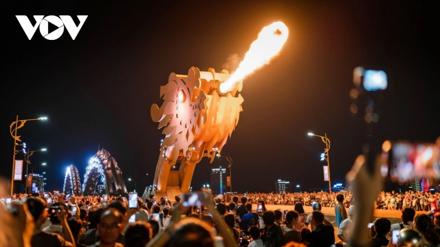 Đà Nẵng tổ chức phun nước, phun lửa cầu Rồng và quay nhịp cầu sông Hàn phục vụ Tết