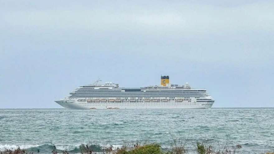 Two more cruise ships bring 3,400 passengers to Khanh Hoa