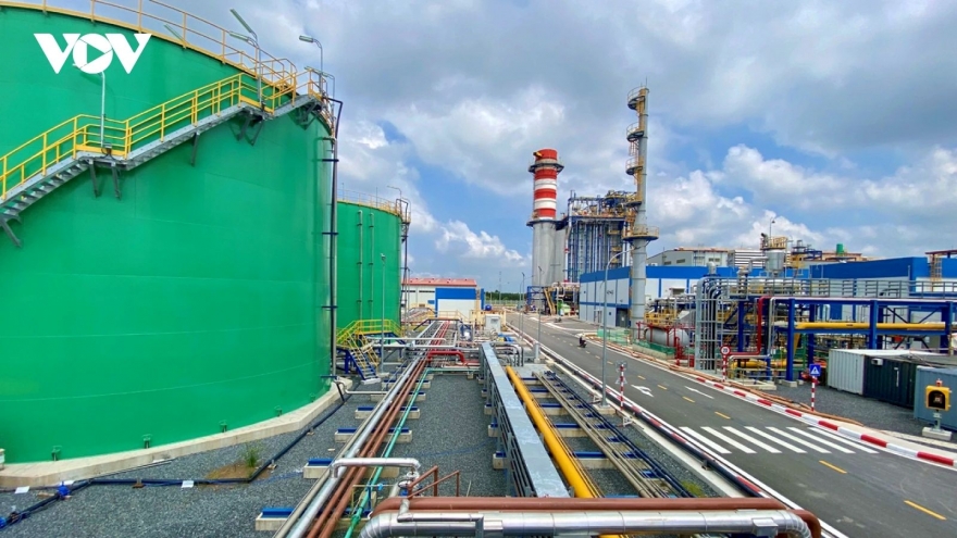 Vietnam needs phased roadmap to develop natural gas market, experts say
