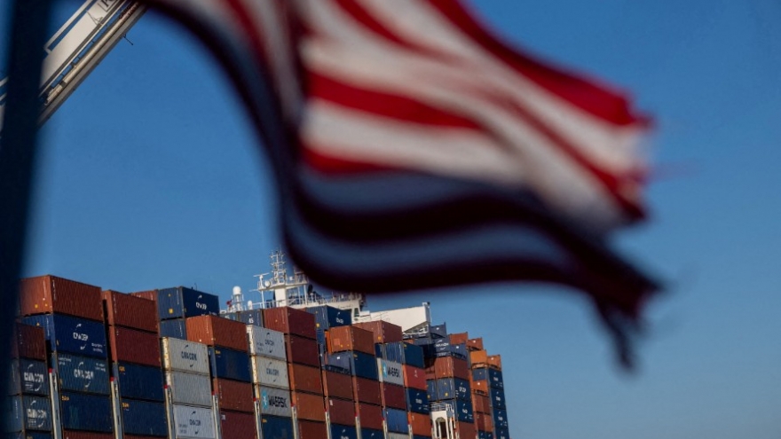 Doanh nghiệp sẽ được hoàn thuế thế nào sau phán quyết của Tòa án Tối cao Mỹ?