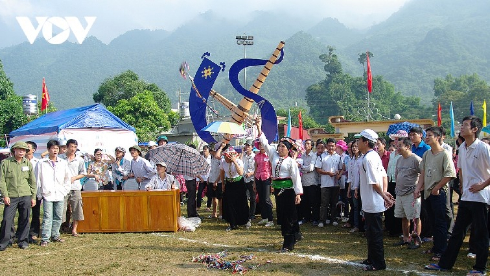 Unique folk games of Northwest highland ethnic groups